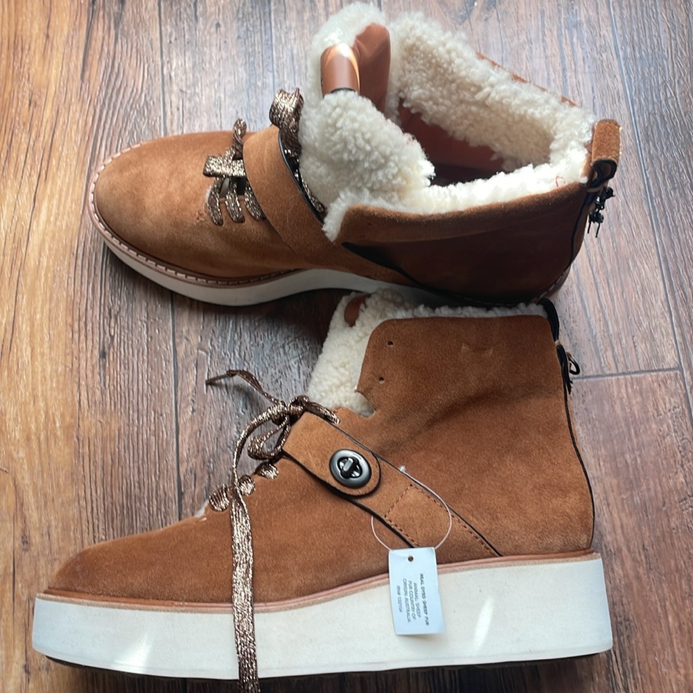 Coach Shoes Coach Urban :Hiker Shearling Platform Boot. Size 10B. New with tag. - Picture 4 of 12